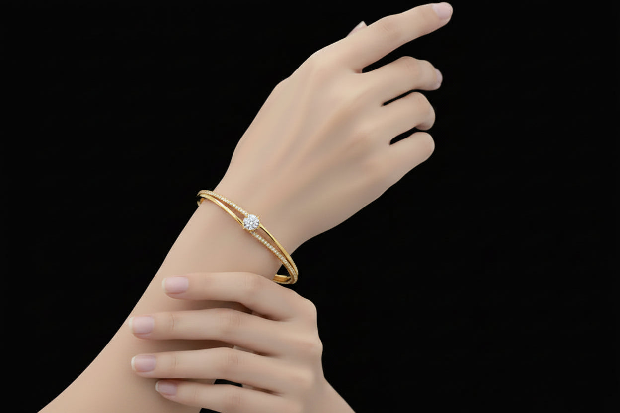 Sparkling Solitaire Cuff (Gold plated)